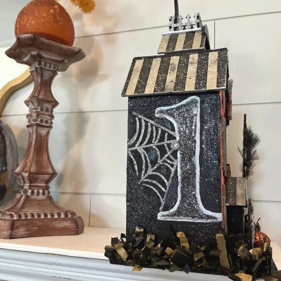 Retro Colorful Haunted Halloween House Lights up in multiple LED Color lights - Picture 4 of 5